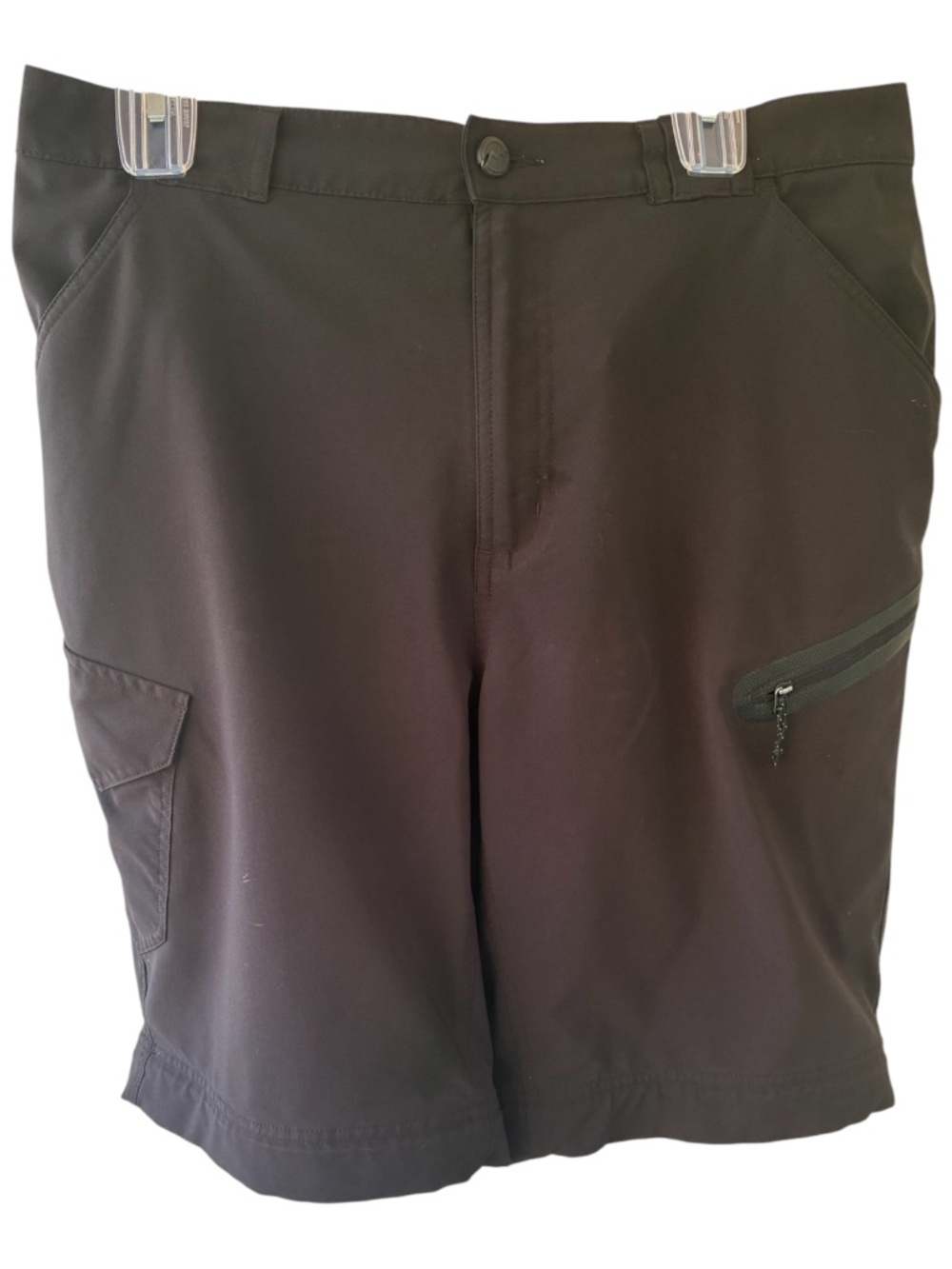 Men's Magellan Outdoors Black Shorts-Size L